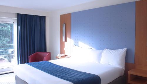 Family Room with One Double and Two Single Pullout Beds