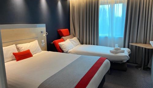 Standard Double Room with Single Sofa Bed and Free Hot Breakfast