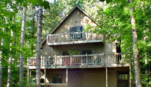Three-Bedroom Vacation Home 