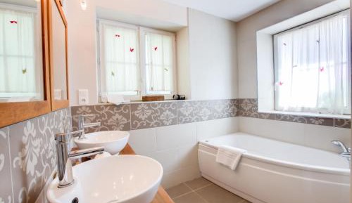 Superior Family Room