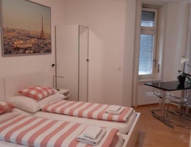 Twin Room with Private Bathroom