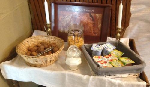 Double Room with Shared Bathroom