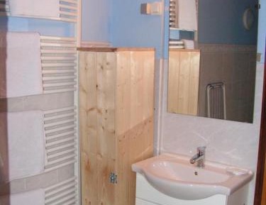 Two-Bedroom Apartment (5 Adults)