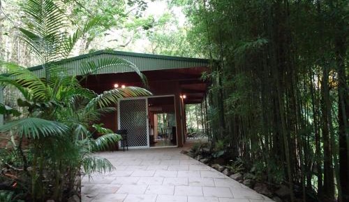 Deluxe Bungalow with Garden View