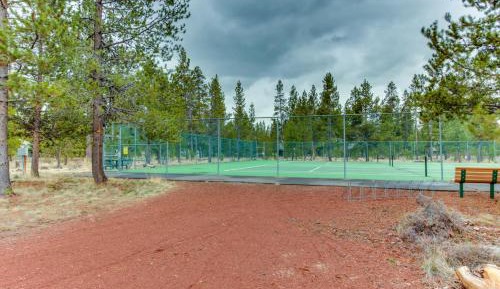 Four bedroom holiday home 