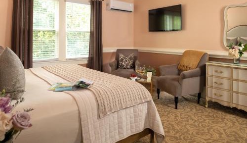 King Room with Spa Bath