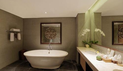 Suite with Pool View with Free One-time 30 Minutes Spa for 2 Person 