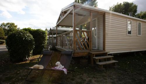 Mobile Home (4 Adults)