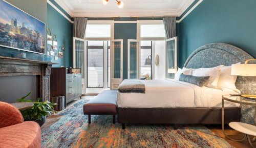 Deluxe Heritage Suite 