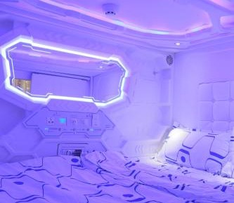 Bunk Bed in Mixed Dormitory Room