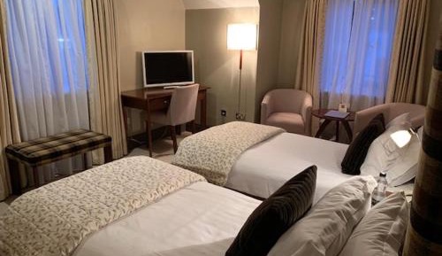 Twin Room with Shower