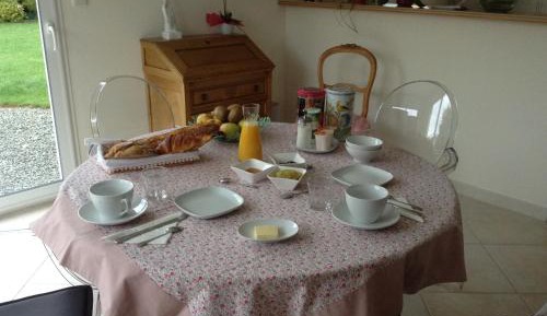 Double Room with Private External Bathroom