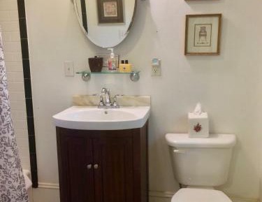 Queen Room # 7