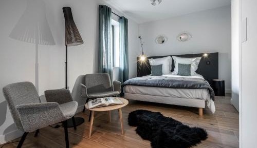 Standard Apartment