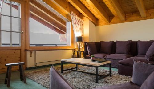 Two-Bedroom Apartment - Penthouse Petit Combin