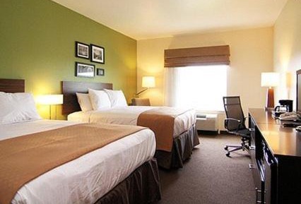 Queen Room with Two Queen Beds - Non-Smoking
