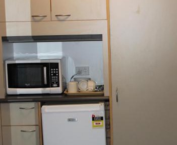 Queen Room with Spa Bath