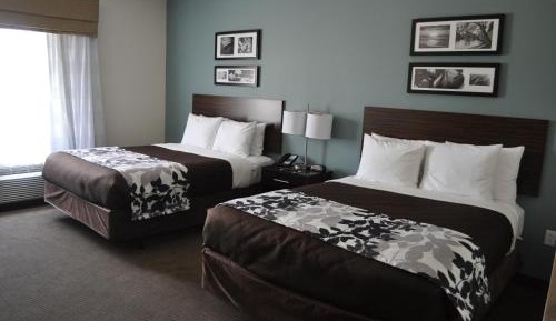 Queen Room with Two Queen Beds - Non-Smoking