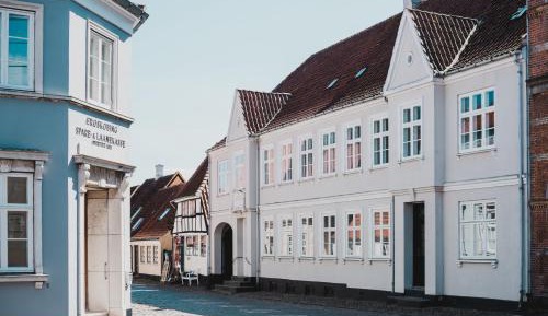 Deluxe Double Room with Shower