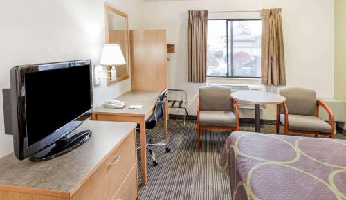 King Room - Non-Smoking