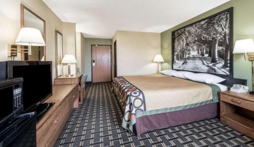 Queen Room - Disability Access - Non-Smoking
