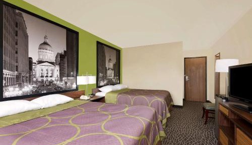 Queen Room with Two Queen Beds - Non-Smoking
