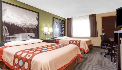 Queen Room with Two Queen Beds - Mobility Access/Non-Smoking