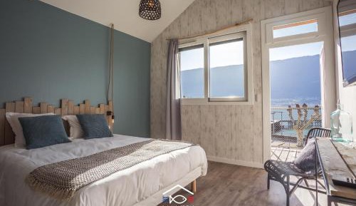 Superior Double Room with Balcony