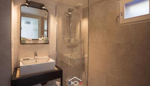 King Room with Lake View