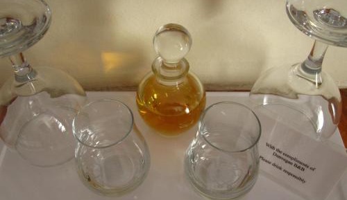 Twin Room with Private External Bathroom