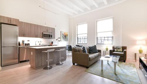 Luxury One Bedroom Apartment