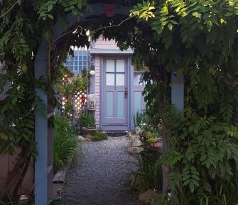 Standard Twin Room with Garden View