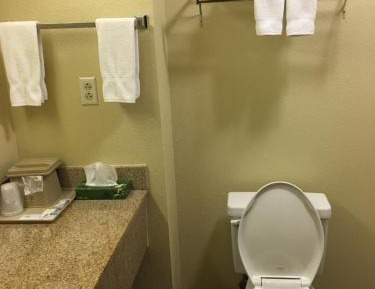 Queen Room with Two Queen Beds - Smoking