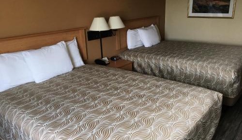 Queen Room with Two Queen Beds - Non-Smoking