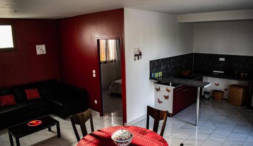 Apartment with Garden View