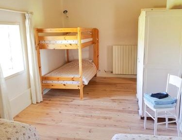 Standard Two-Bedroom Cottage (6 People)