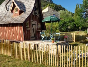 Double Room with Mountain View