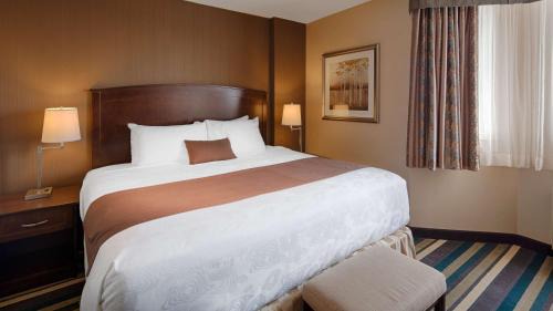 King Suite with Sofa Bed - Non-Smoking