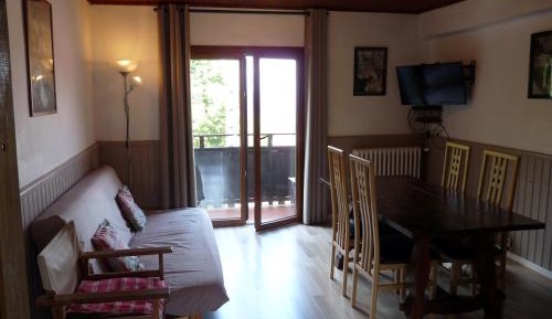 Two-Bedroom Apartment with Terrace