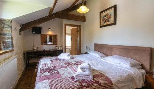 Large Double or Twin Room