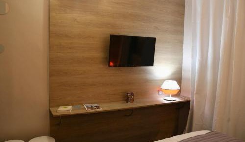 Deluxe Double Room with Shower