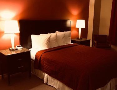 Double Room with Queen Bed