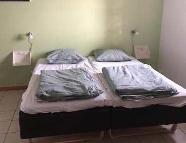 Deluxe Double Room with Shower