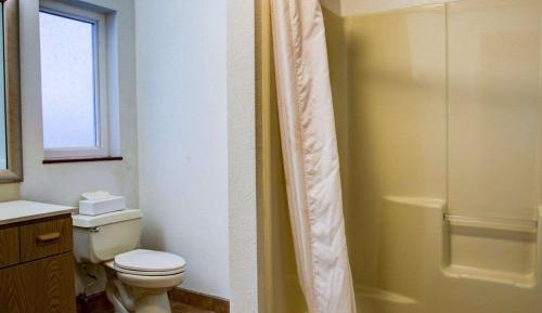 King Room - Non-Smoking