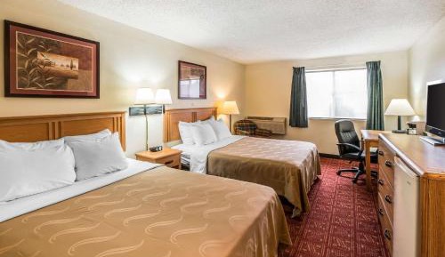 Queen Room with Two Queen Beds - Non-Smoking