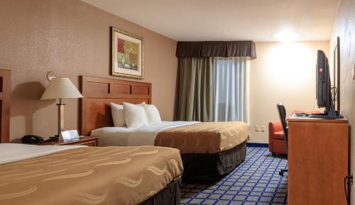 Queen Room with Two Queen Beds - Non-Smoking