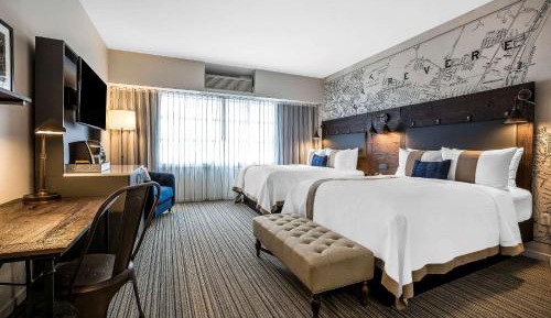 Queen Room with Two Queen Beds - Non-Smoking