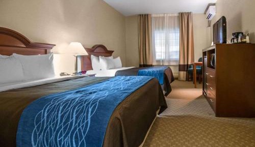 Queen Room with Two Queen Beds - Non-Smoking