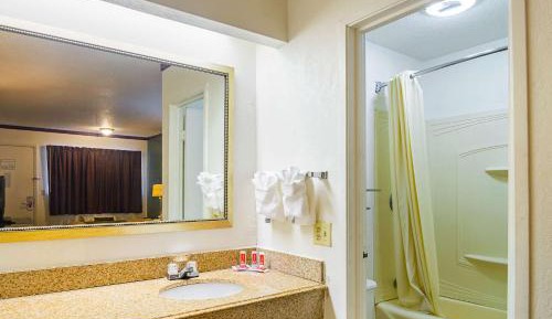 Double Room with Two Double Beds - Non-Smoking
