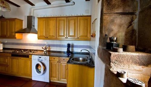 Deluxe Apartment (2 Adults)